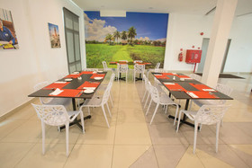 Hotel Adya Express Chenang