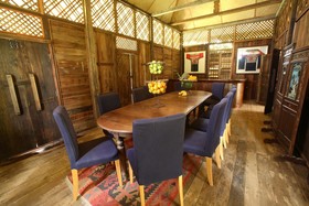 Bon Ton Antique Wooden Villas