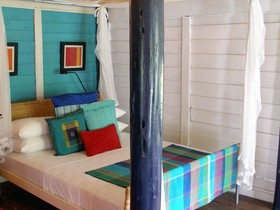 Bon Ton Antique Wooden Villas