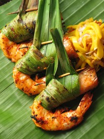 Bon Ton Antique Wooden Villas