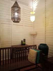 Bon Ton Antique Wooden Villas