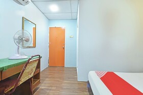 Hotel Akasia by OYO