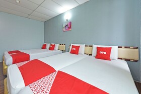Hotel Akasia by OYO