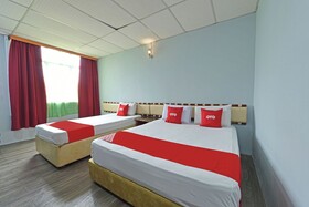 Hotel Akasia by OYO