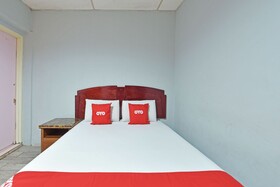 Hotel Akasia by OYO