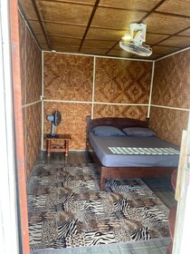 Spot On 91156 Bakau Hijau Riverlodge