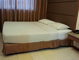 Crystal Lodge Hotel