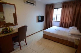 Crystal Lodge Hotel