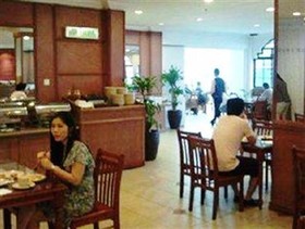 Crystal Lodge Hotel