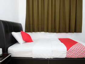 Hotel De Light Villa by OYO Rooms