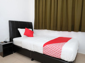 Hotel De Light Villa by OYO Rooms