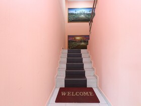 Sa Villa Holiday Inn by OYO Rooms