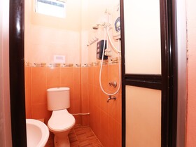 Sa Villa Holiday Inn by OYO Rooms