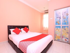 Sa Villa Holiday Inn by OYO Rooms