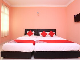 Sa Villa Holiday Inn by OYO Rooms