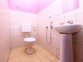 Sri Seroja Inn Budget Hotel by OYO Rooms