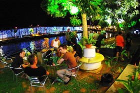 Sayang-Sayang Youth Hostel
