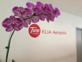 Tune Hotel - KLIA Aeropolis