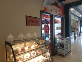 Crystal Private Water Chalet