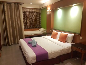 Crystal Private Water Chalet