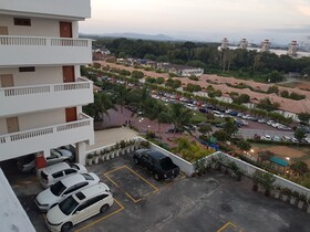 Crystal Private Water Chalet