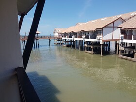 Crystal Private Water Chalet