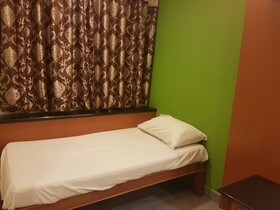 Crystal Private Water Chalet