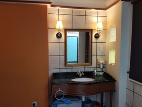 Crystal Private Water Chalet