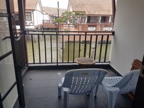 Crystal Private Water Chalet