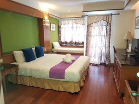 Crystal Private Water Chalet