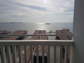 Crystal Private Water Chalet