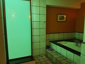 Crystal Private Water Chalet