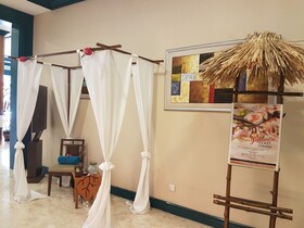 Crystal Private Water Chalet