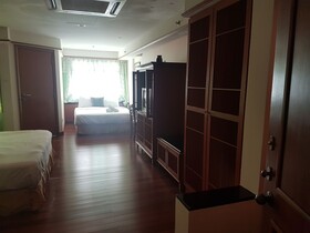 Crystal Private Water Chalet