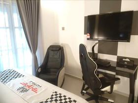Hype Motorsports Hotel
