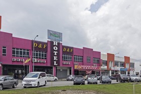 D&F Boutique Hotel Senawang By OYO Rooms