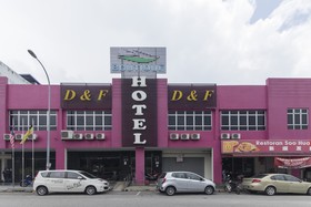 D&F Boutique Hotel Senawang By OYO Rooms