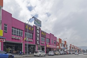 D&F Boutique Hotel Senawang By OYO Rooms