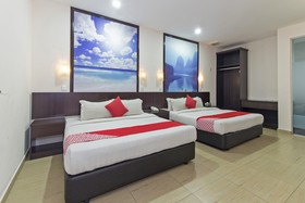 D&F Boutique Hotel Senawang By OYO Rooms
