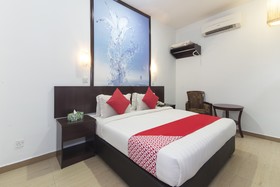 D&F Boutique Hotel Senawang By OYO Rooms