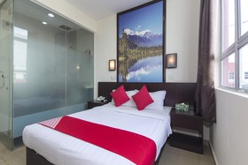 D&F Boutique Hotel Senawang By OYO Rooms