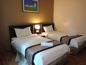 One Garden Hotel