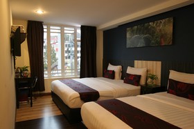 Hotel YTS