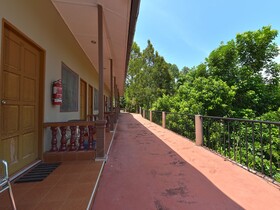 Mat Leon Village by OYO