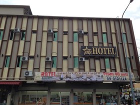 New Golden Star Hotel