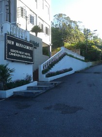 Bird's Nest Hotel