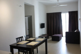 Woodz Highlands Apartment