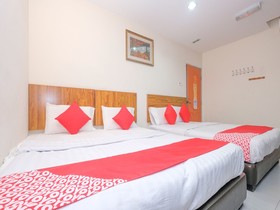 Sun Triang Hotel by OYO Rooms