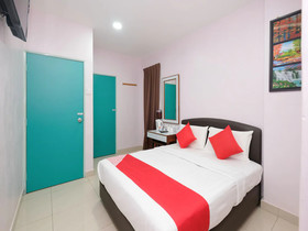 Sun Triang Hotel by OYO Rooms