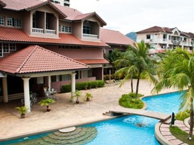 Lone Pine Resort